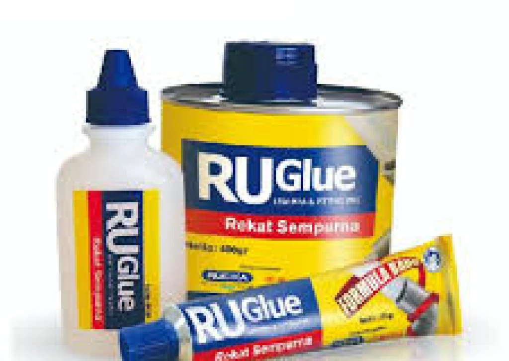 Lem uPVC Lem uPVC RUGlue 1 ~dl/2026/1/21/lem_rueglue